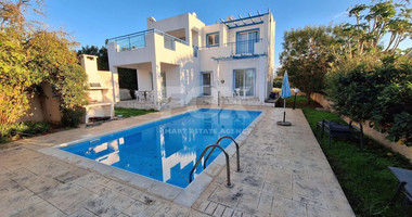 Fully Furnished  three Bedroom House with Pool in Chlorakas