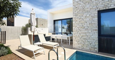 Spacious Detached Villa with private Pool in Tsada Community, Paphos