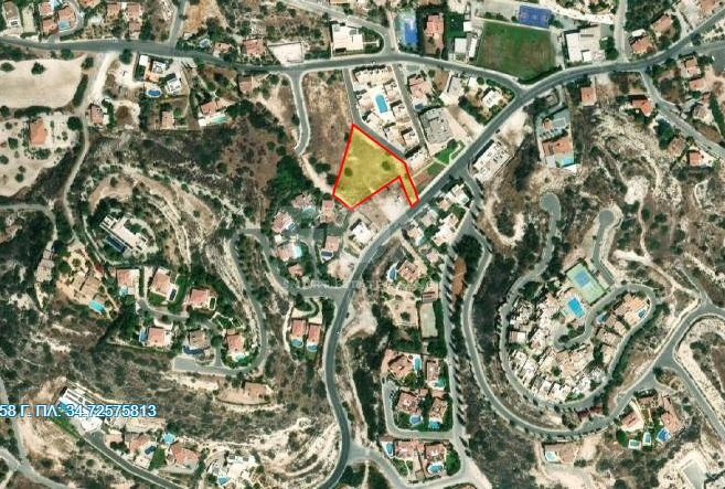 Lovely residential land perfect for a housing project Development in the sought after location of Agios Tychonas