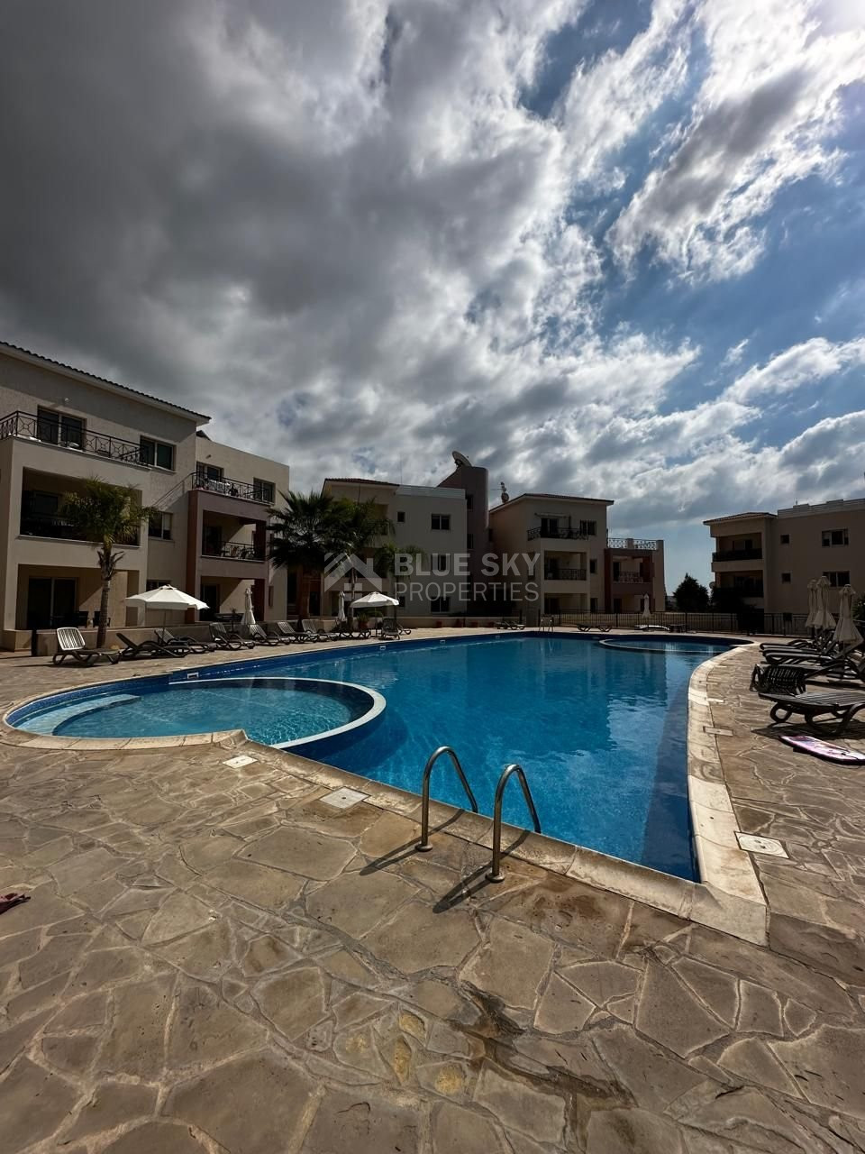 One bedroom apartment in a privileged area of Paphos