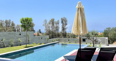 Three bedroom luxury villa with sea view in lower Chloraka community, in Paphos