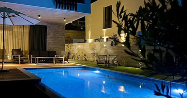 Three bedroom luxury villa with sea view in lower Chloraka community, in Paphos