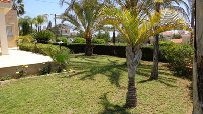 Five bedroom detached villa for sale in Kalogyros, Limassol