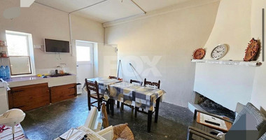 For Sale Charming Traditional Bungalow in Inia,Paphos