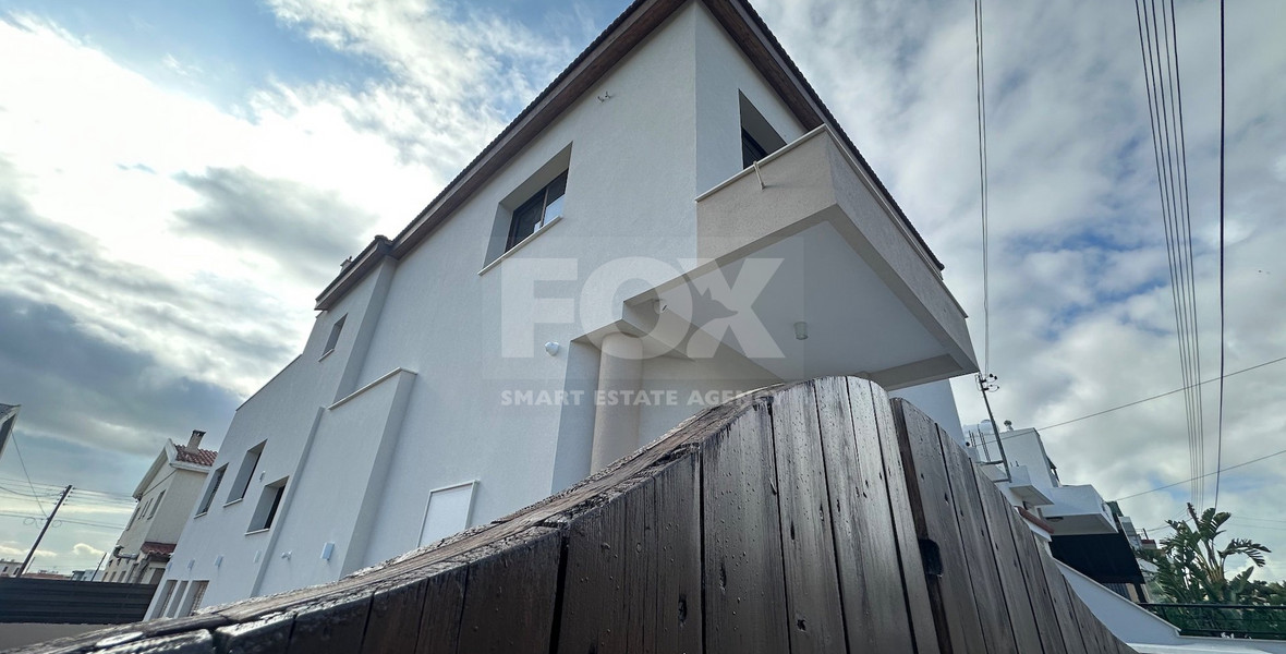 A renovated 4 bedroom house for rent  in Anthoupoli area