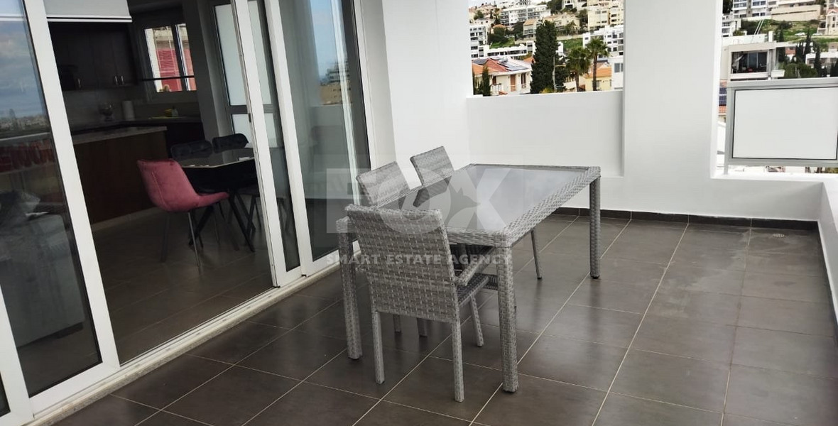 A lovely furnished 2 bedroom apartment in Panthea.