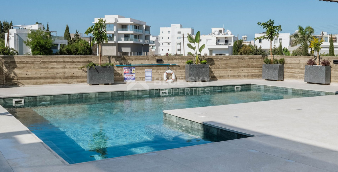 Two bedroom amazing apartment on fourth floor in Kato Paphos area