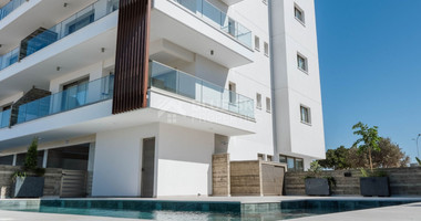 Two bedroom amazing apartment on fourth floor in Kato Paphos area