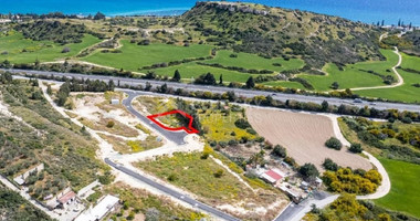 Residential land for sale in Agios Tychonas, Limassol