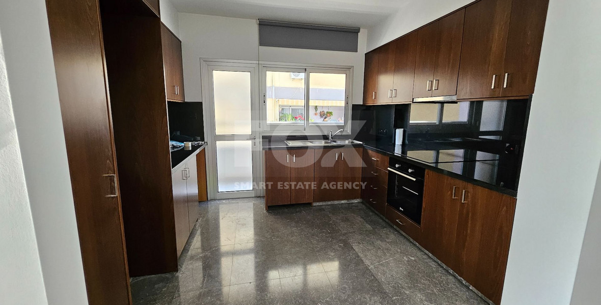 Spacious-Unfurnished Three Bedroom Apartment to Rent in Apostolou Petrou Pavlou