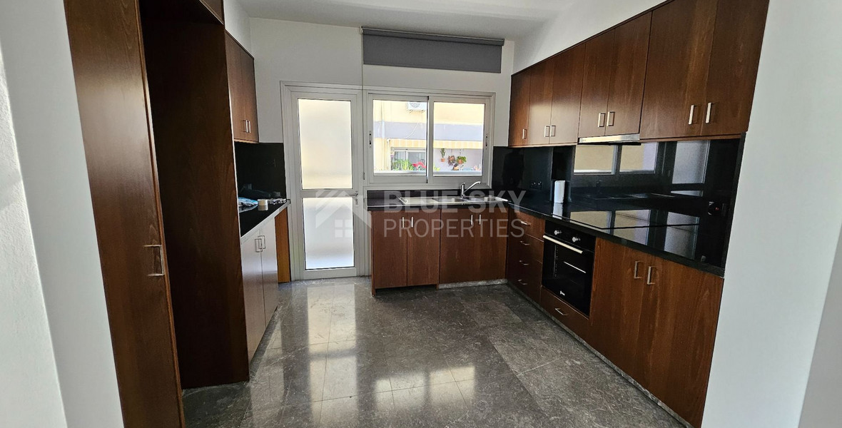 Spacious-Unfurnished Three Bedroom Apartment to Rent in Apostolou Petrou Pavlou