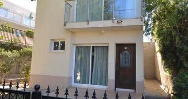 Modern  Detached House in Tombs Of the Kings for sale