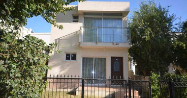 Modern  Detached House in Tombs Of the Kings for sale