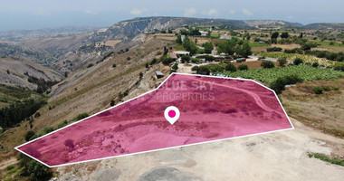 Mixed use zone - Field in Kathikas, Paphos