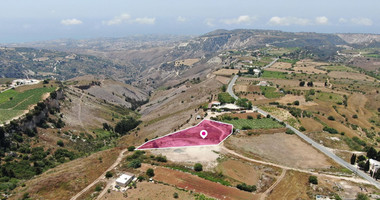 Mixed use zone - Field in Kathikas, Paphos