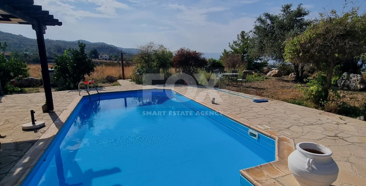 For Sale: Stunning Detached Villa on a large plot with Sea View and Pool in Agia Marina Chrysochous