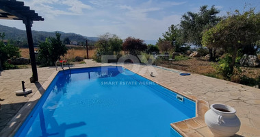 For Sale: Stunning Detached Villa on a large plot with Sea View and Pool in Agia Marina Chrysochous