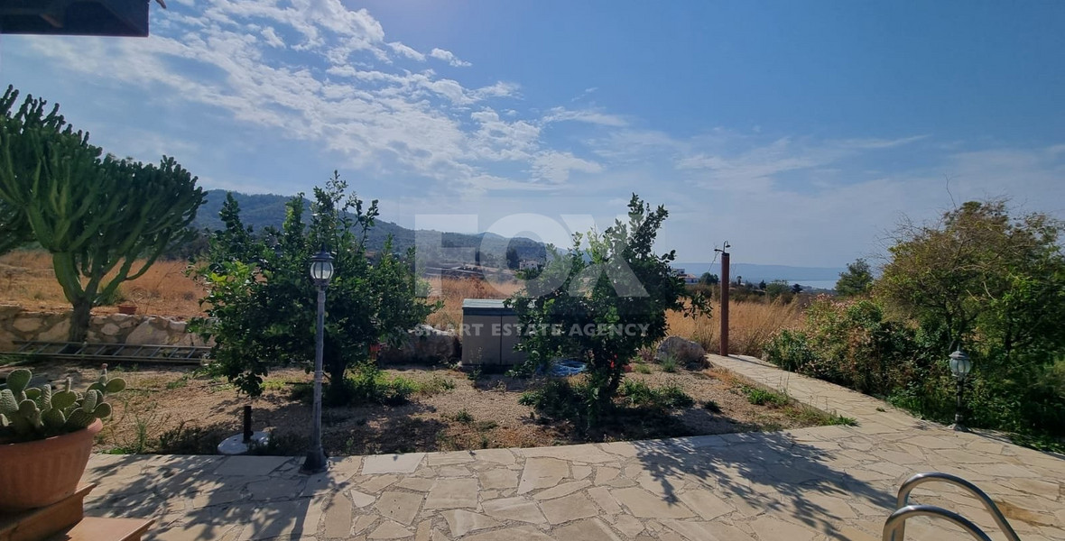 For Sale: Stunning Detached Villa on a large plot with Sea View and Pool in Agia Marina Chrysochous