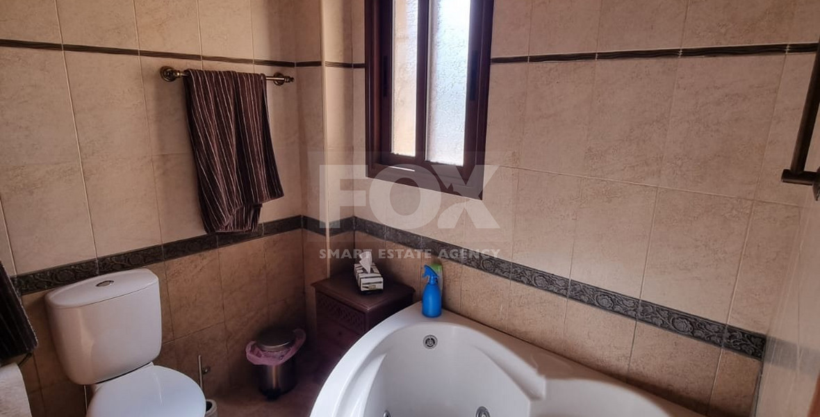 For Sale: Stunning Detached Villa on a large plot with Sea View and Pool in Agia Marina Chrysochous