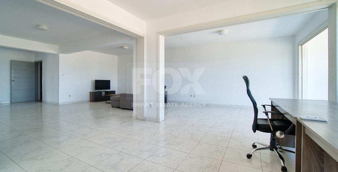 Huge, Modern, Partially Furnished Three Bedroom Apartment in Agios Pavlos