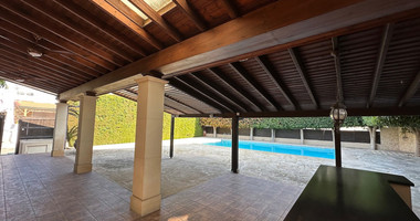 STUNNING 5 BEDROOM VILLA ON LARGE PLOT WITH SWIMMING POOL - LARGE GARDEN- EXTRA SEPARATE  APARTMENT - CENTAL LIMASSOL