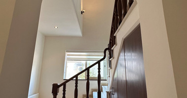 STUNNING 5 BEDROOM VILLA ON LARGE PLOT WITH SWIMMING POOL - LARGE GARDEN- EXTRA SEPARATE  APARTMENT - CENTAL LIMASSOL