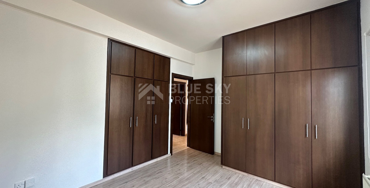 STUNNING 5 BEDROOM VILLA ON LARGE PLOT WITH SWIMMING POOL - LARGE GARDEN- EXTRA SEPARATE  APARTMENT - CENTAL LIMASSOL