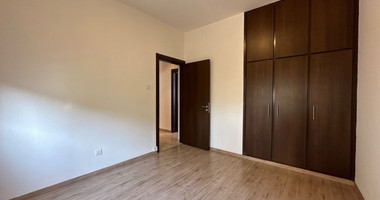 STUNNING 5 BEDROOM VILLA ON LARGE PLOT WITH SWIMMING POOL - LARGE GARDEN- EXTRA SEPARATE  APARTMENT - CENTAL LIMASSOL