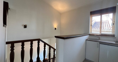 STUNNING 5 BEDROOM VILLA ON LARGE PLOT WITH SWIMMING POOL - LARGE GARDEN- EXTRA SEPARATE  APARTMENT - CENTAL LIMASSOL