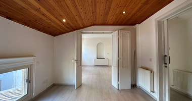 STUNNING 5 BEDROOM VILLA ON LARGE PLOT WITH SWIMMING POOL - LARGE GARDEN- EXTRA SEPARATE  APARTMENT - CENTAL LIMASSOL