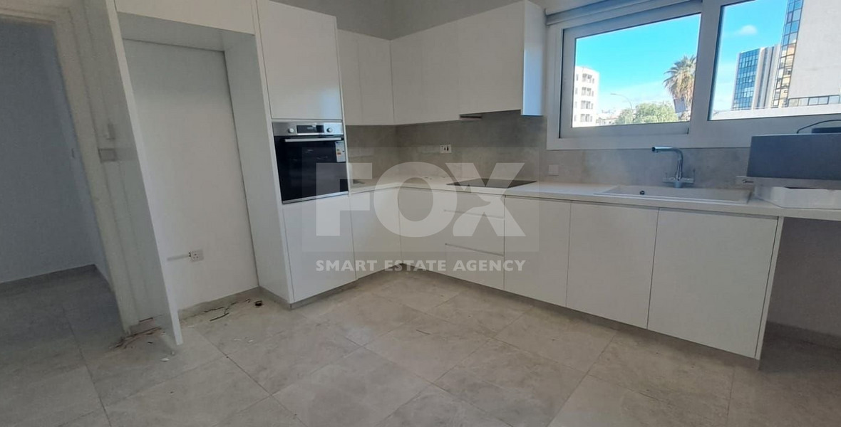 Three bedroom unfurnished apartment for rent in Agios Ioannis, Limassol