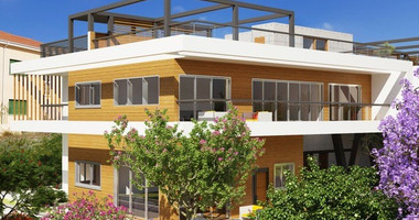 Three Bed luxury apartment In the city center of Paphos, for sale.