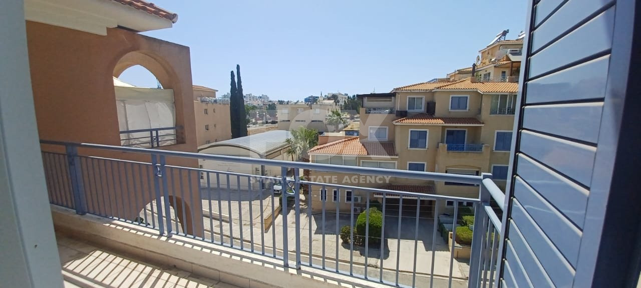 Two bedroom top floor apartment in Paphos area