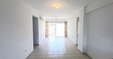 Two bedroom top floor apartment in Paphos area