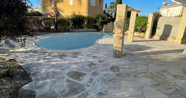 Three bedroom detached villa with swimming pool in Argaka