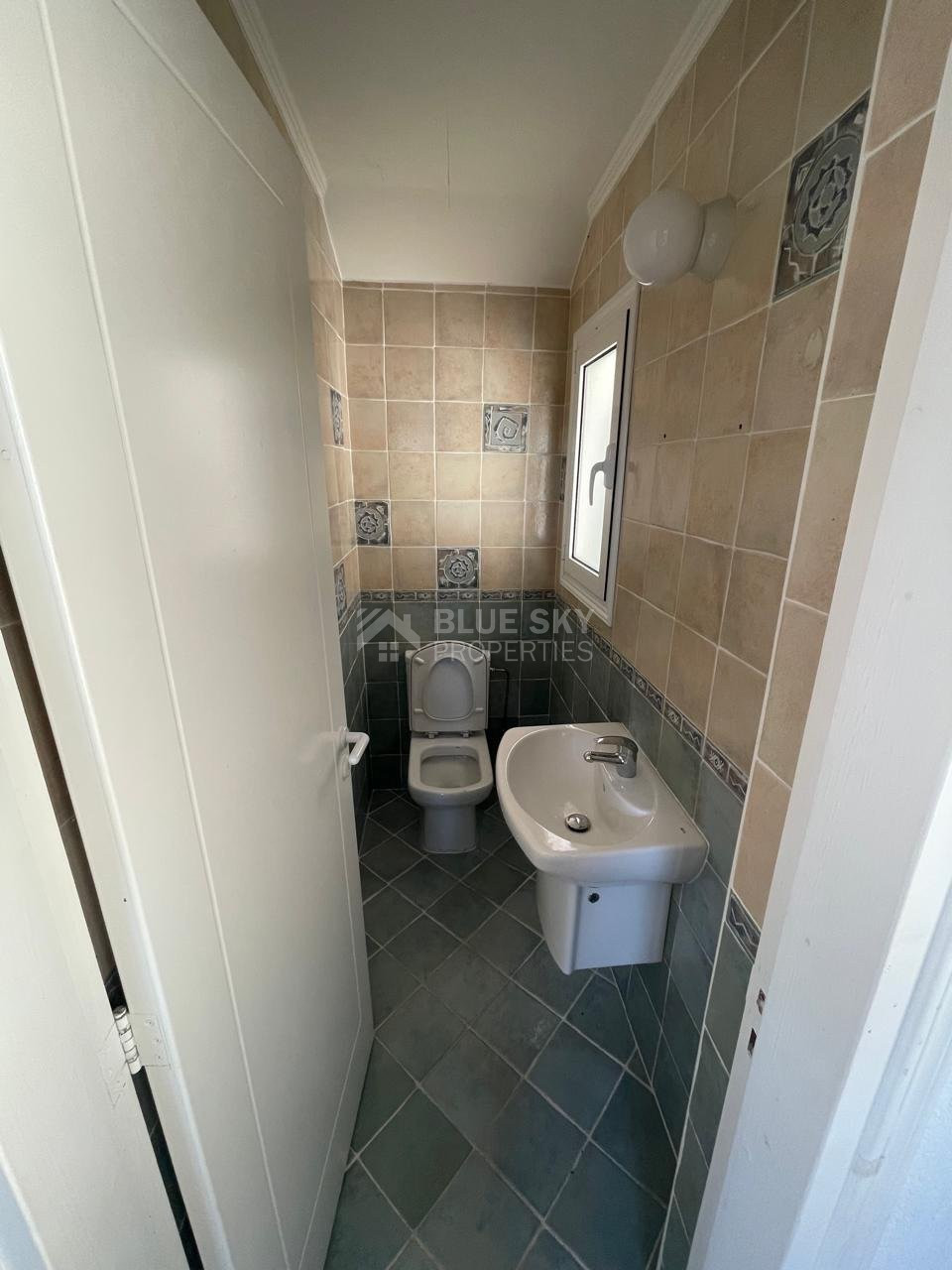 Three bedroom detached villa with swimming pool in Argaka