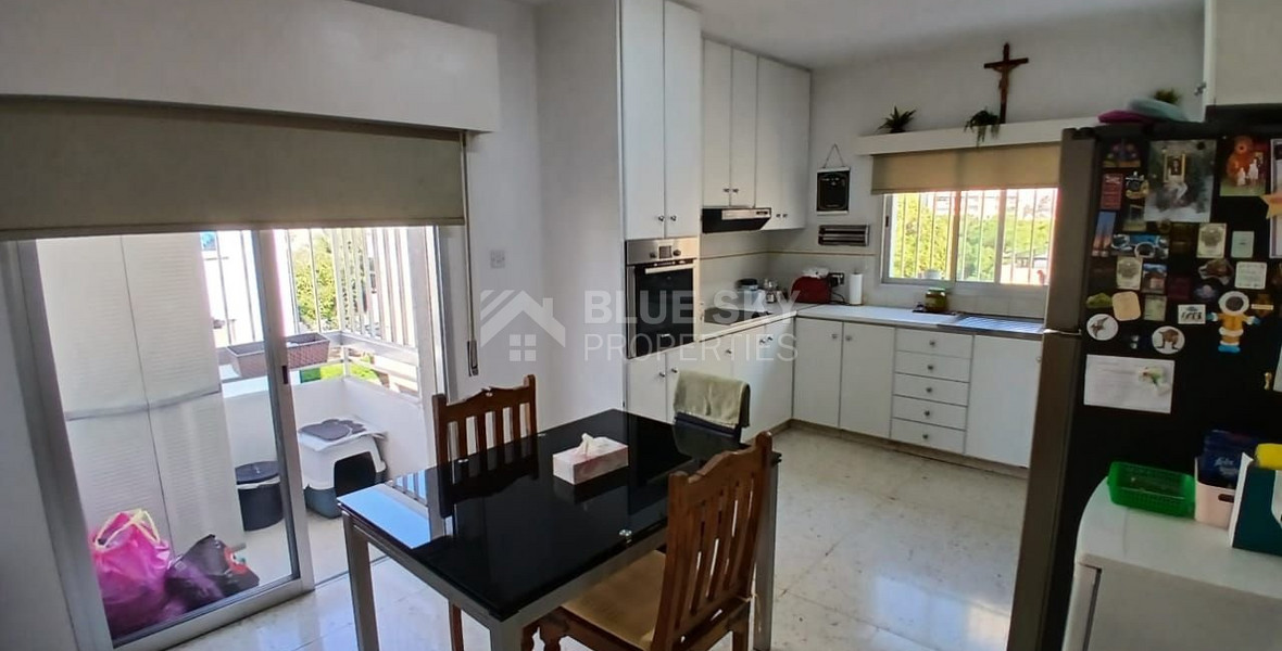 Renovated Three-Bedroom Apartment for sale in Neapoli: 100m from the Beach