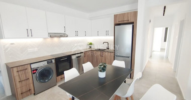 Modern and Spacious Three Bedroom Top Floor Apartment  with Roof Garden in Geroskipou