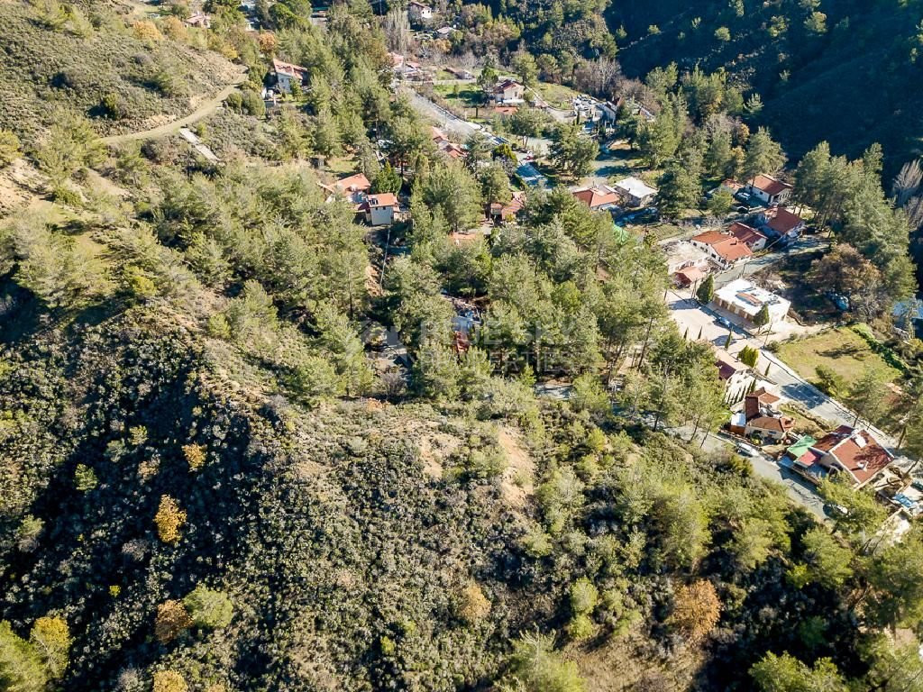 Spacious 843 m2 Plot for Sale in Kato Platres, Limassol