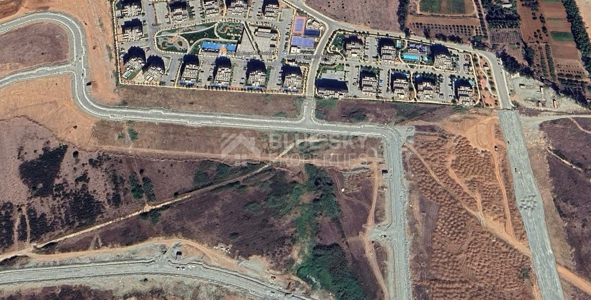 Large plot of 693 m2 for sale in Tserkezoi, Limassol