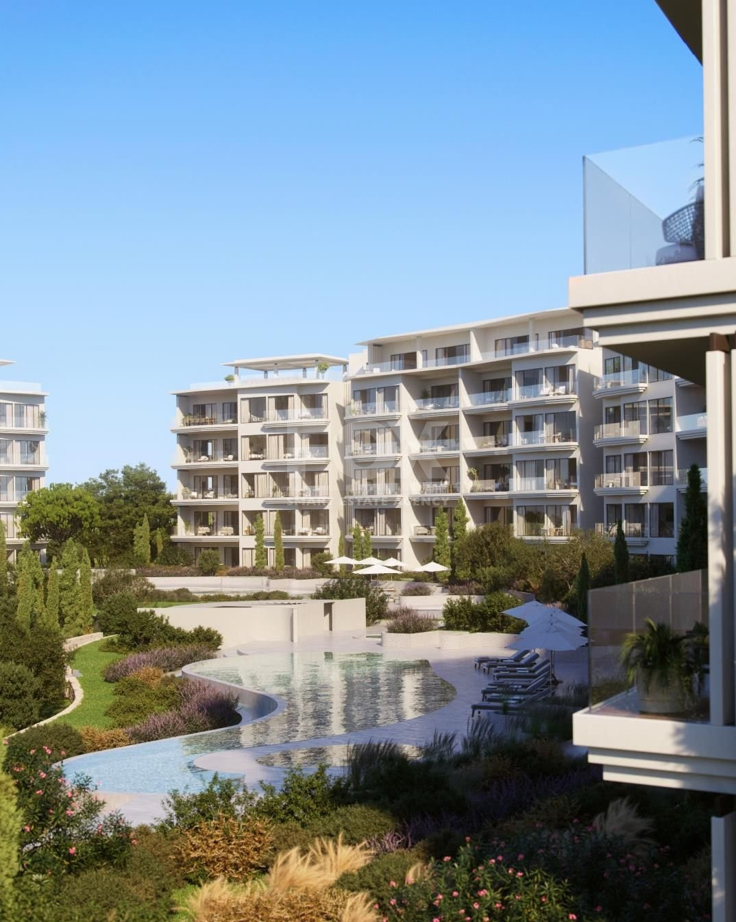 Penthouse  with roof garden and swimming Pool for sale in Tserkezoi