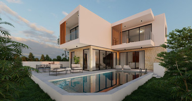 Outstanding four bedroom villa in Sea Caves