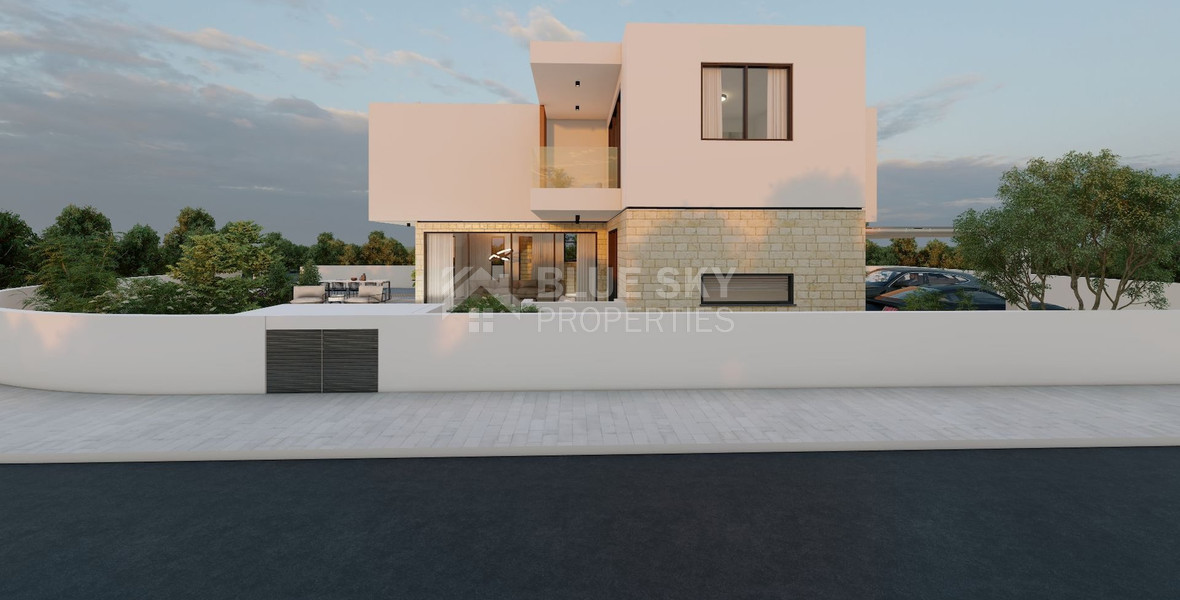 Outstanding four bedroom villa in Sea Caves