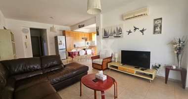 Stunning Fully Furnished Penthouse Apartment in Universal, Paphos