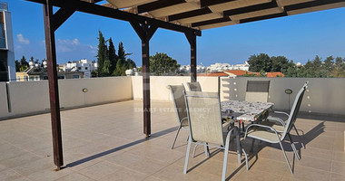 Stunning Fully Furnished Penthouse Apartment in Universal, Paphos