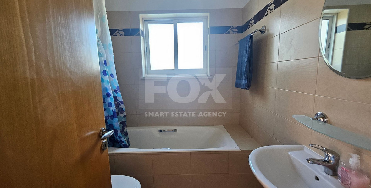 Stunning Fully Furnished Penthouse Apartment in Universal, Paphos