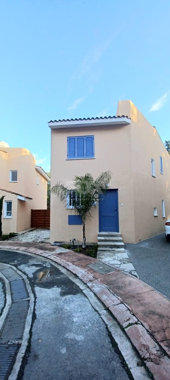 Three bedroom detached house in Kato Paphos