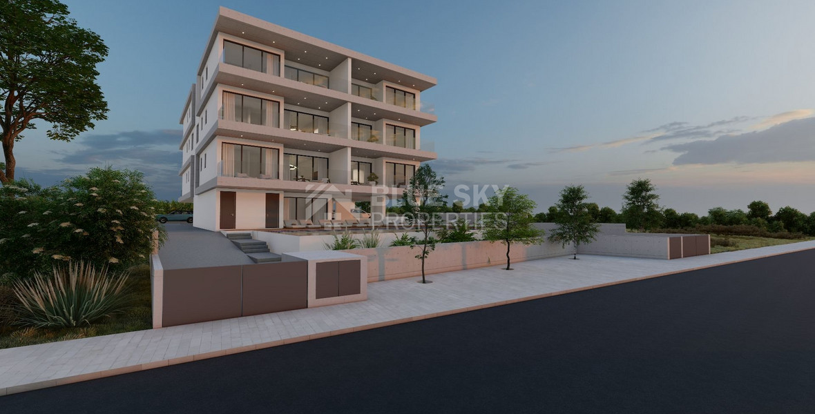 Three bedroom apartment in Universal area near Paphos center