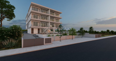 Three bedroom apartment in Universal area near Paphos center