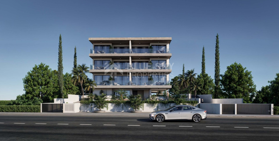 For sale , three bedroom apartment in Universal area near Paphos center